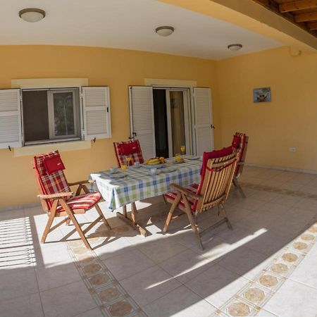 Oli Terra Apartment Lefkada City Ngoại thất bức ảnh
